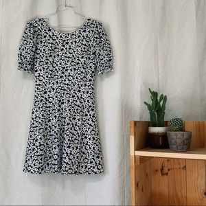 Forever 21 Black & White Floral Zip Dress